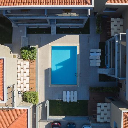 Mary'S Luxury Apartment Криси Амудия Екстериор снимка