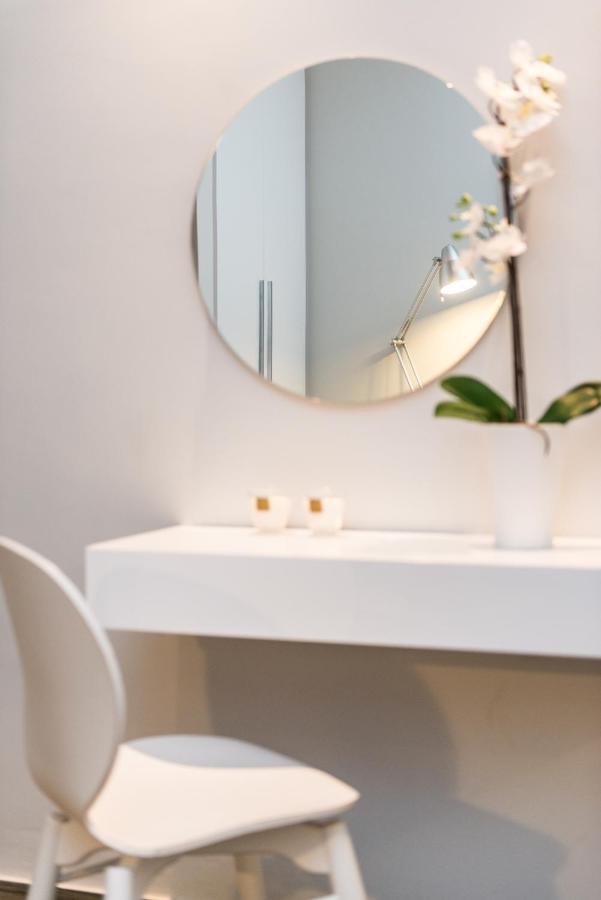 Mary'S Luxury Apartment Криси Амудия Екстериор снимка