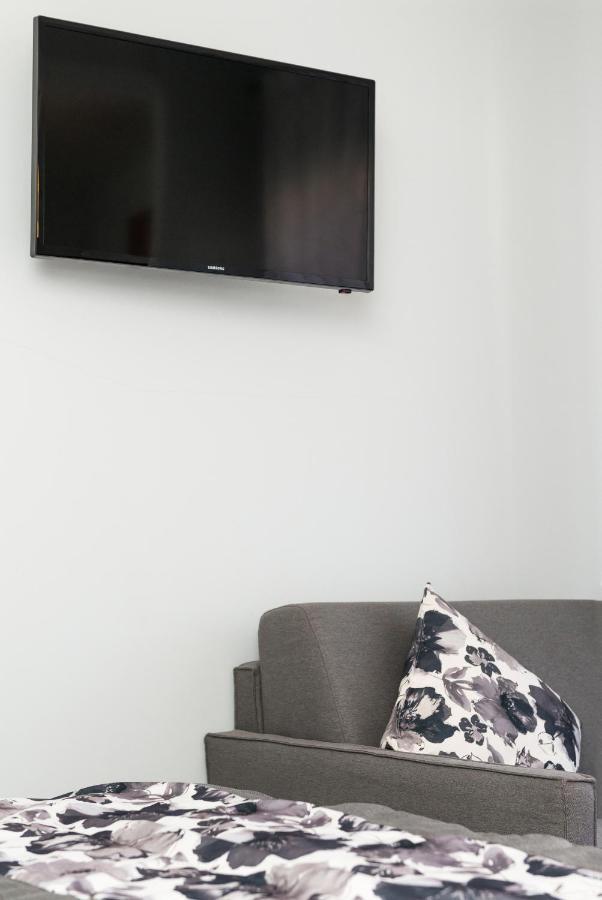 Mary'S Luxury Apartment Криси Амудия Екстериор снимка