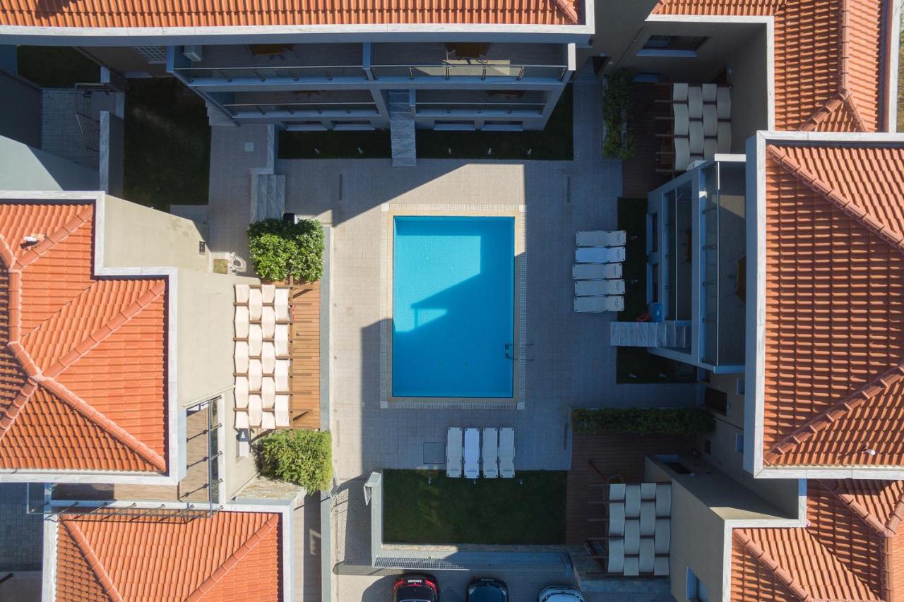 Mary'S Luxury Apartment Криси Амудия Екстериор снимка