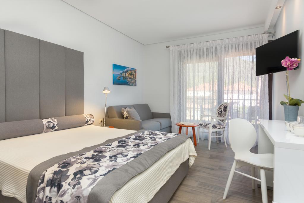 Mary'S Luxury Apartment Криси Амудия Екстериор снимка