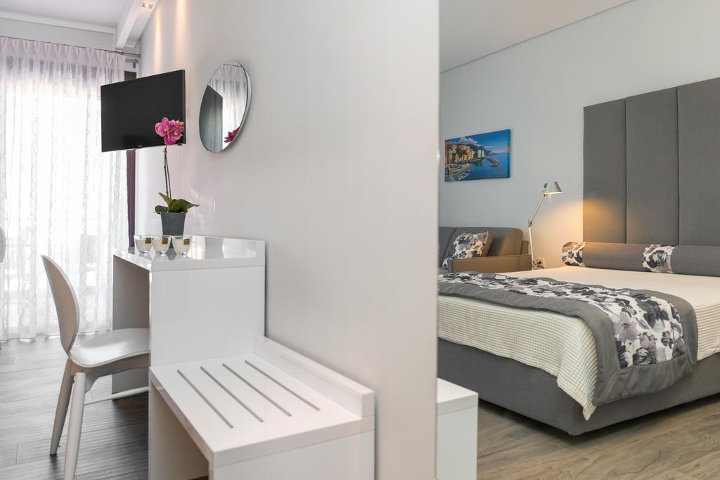 Mary'S Luxury Apartment Криси Амудия Екстериор снимка