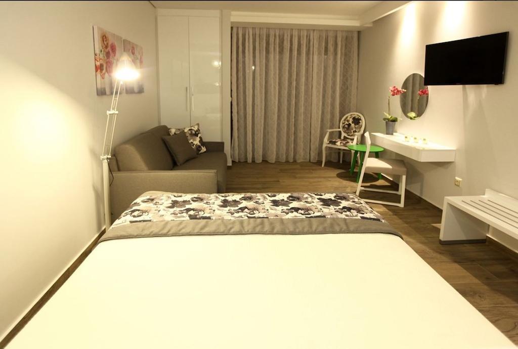 Mary'S Luxury Apartment Криси Амудия Стая снимка